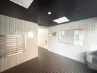 エントランスホールも広々としていて開放感があります。