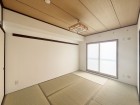 客間やお子様の遊び場として多用途にお使い頂けます。  