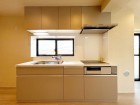 使い勝手の良い設備のキッチンで効率よくお料理もできます。