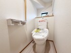 ウォシュレット機能付きトイレ