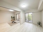 明るくあたたかな居室では、朝の目覚めも気持ちよく起きられます。