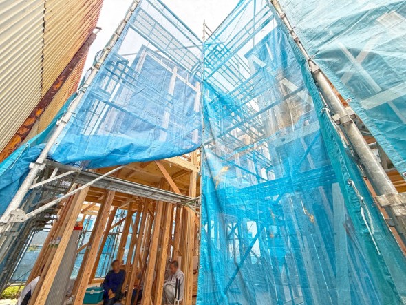 建物の完成が待ち遠しいですね。