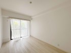 洋室5.5帖。時を忘れて過ごす場所として過ごせるお部屋。
