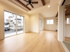 LDK16帖。家族と過ごす時間を大切にしたい方にぴったりの明るくゆとりある住空間です。