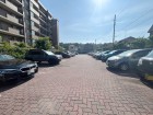 敷地内駐車場もございます。空き状況等はお気軽にお問い合わせください。