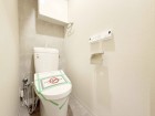 ウォシュレット機能付きトイレ