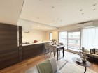 家族と過ごす時間を大切にしたい方にぴったりの明るくゆとりある住空間です。