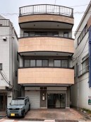 周辺は閑静な住宅街につき落ち着いた環境です。