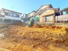 建物の完成が待ち遠しいですね。