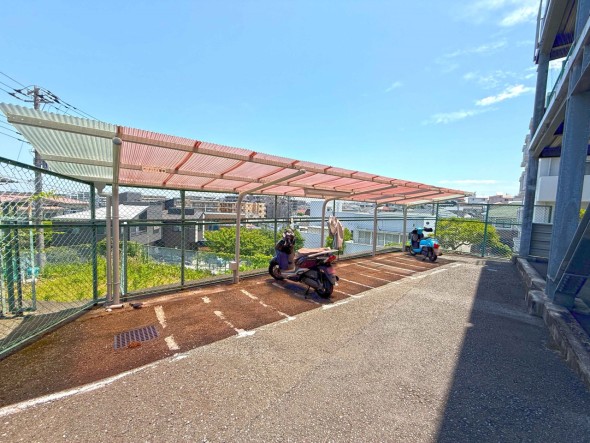 バイク置き場