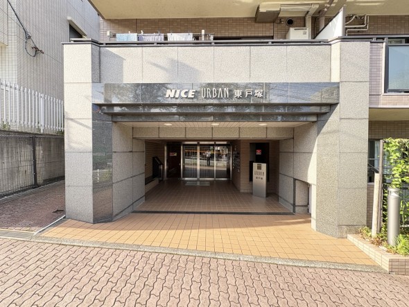マンション入口