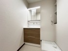 毎日使う場所だから、すっきりと使いたい。もちろん収納もしっかりと準備しております！