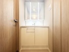 真っ白な洗面台で、気持ちの良い朝を迎えられそうです。