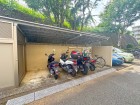 バイク置き場