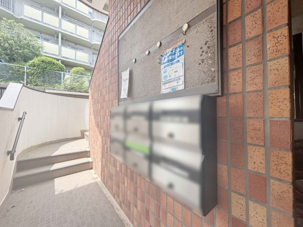 住戸専用の郵便受け。