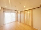 明るくあたたかな居室では、朝の目覚めも気持ちよく起きられます。