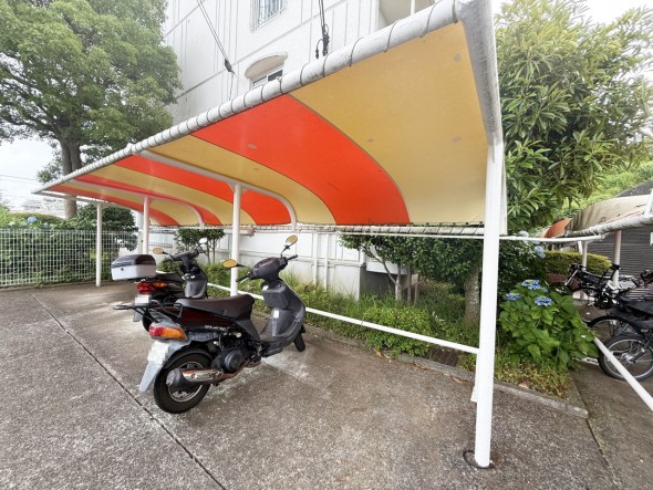 敷地内駐輪場・バイク置き場