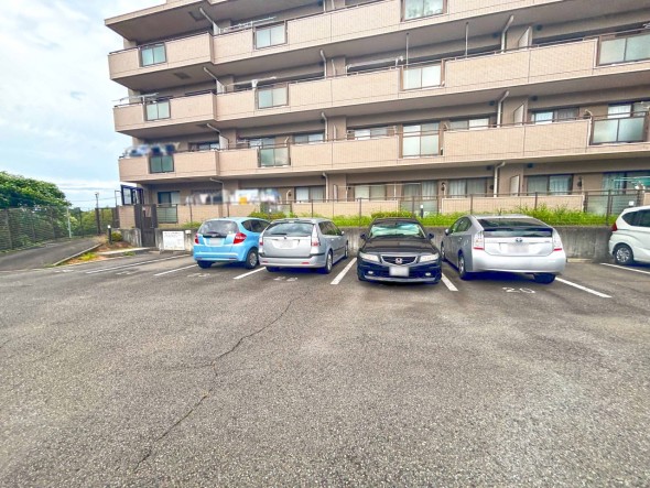 敷地内駐車場