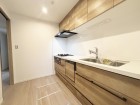 使い勝手の良い設備のキッチンで効率よくお料理もできます。