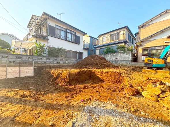 建物の完成が待ち遠しいですね。