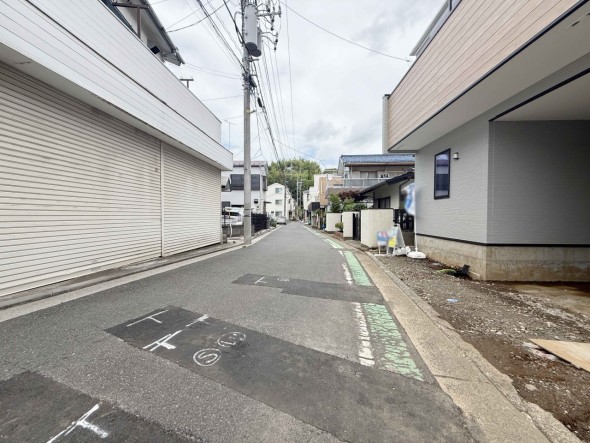 前面道路含む現地写真