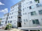 爽やかな青空の下に贅沢なほどに降り注ぐ陽光、豊かな居住性と、クオリティが見事に調和した住空間は、住まうことの喜びを感じさせてくれ