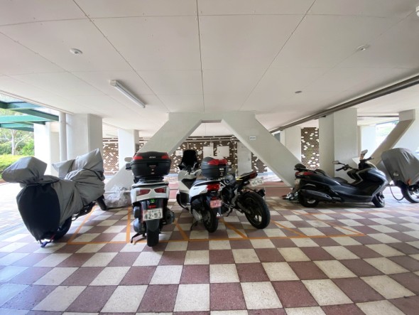 敷地内駐輪場・バイク置き場