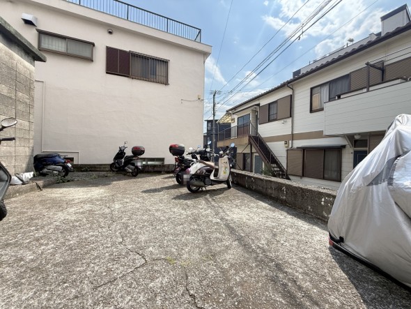 バイク置き場