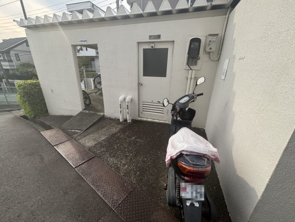 バイク置き場