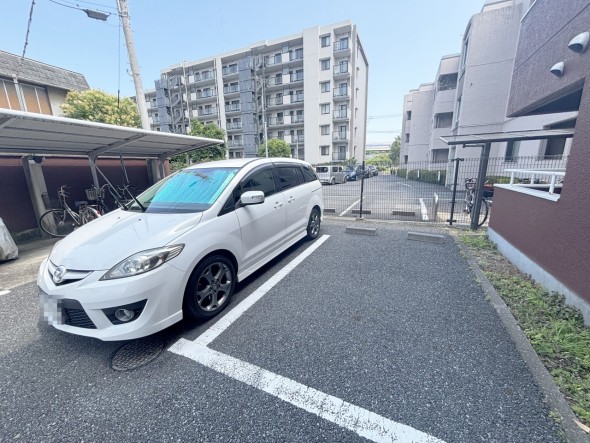 敷地内駐車場