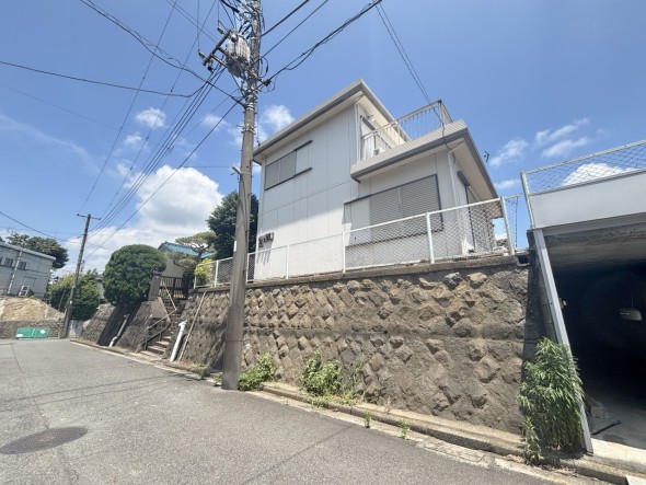 建築条件なしの売地です。お好きなハウスメーカーで建築していただけます。
