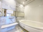 一日の疲れが癒される優雅なバスタイムを堪能できるゆとりあるバスルームです。