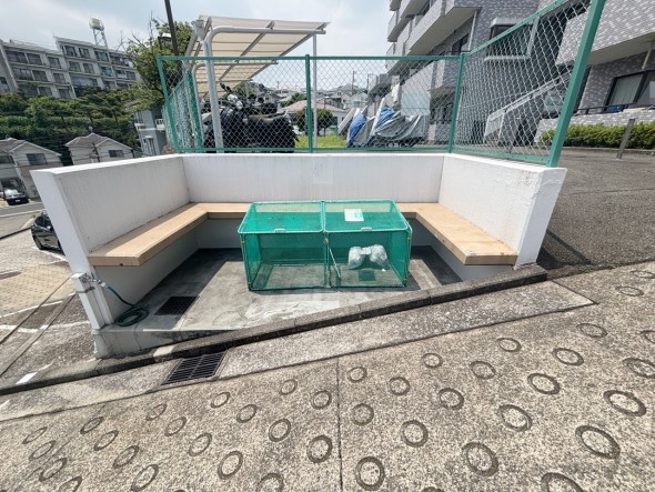 ゴミ置き場