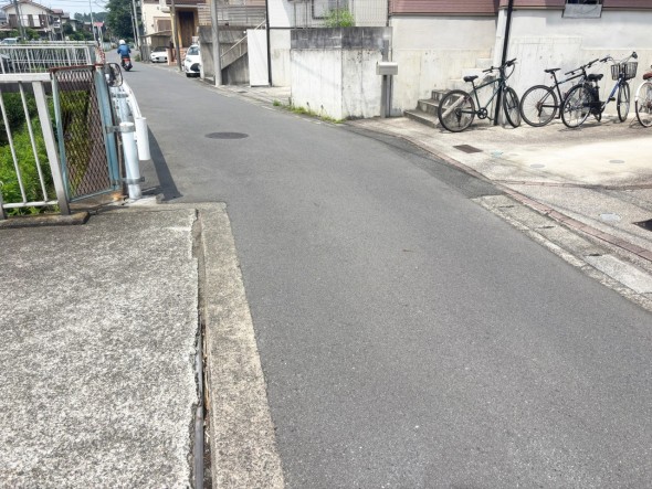 前面道路含む現地写真