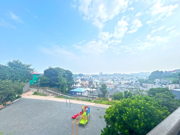 圧迫感がなく、開放的な眺望です。