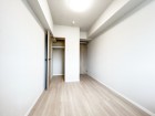 一日の疲れをいやしてくれる主寝室。時を忘れて過ごす場所として過ごせるお部屋です。