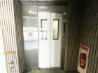 エレベーター付きのマンションです。
