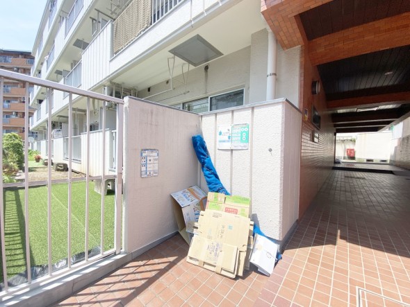 ゴミ置き場