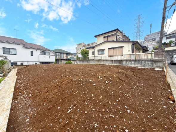 建物の完成が待ち遠しいですね。