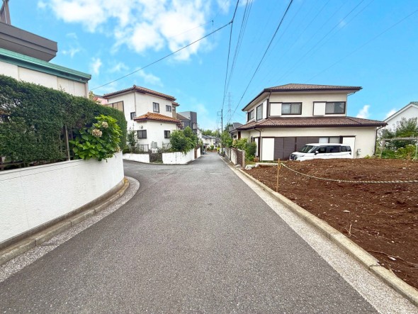 前面道路含む現地写真