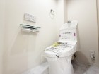 ウォシュレット機能付きトイレ