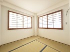 和室4帖。客間やお子様の遊び場として多用途にお使い頂けます。  