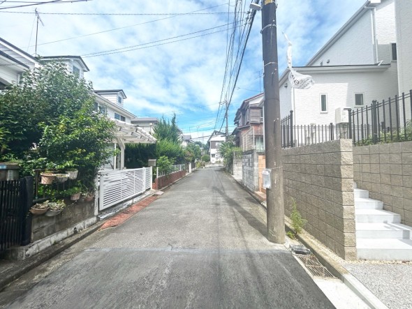 前面道路含む現地写真