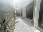 ちょっとしたお庭スペースございます。
