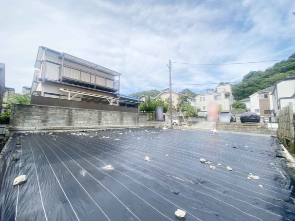 青空広がる解放感ある立地です。実際現地をご覧になっていただき、一緒に素敵な住まいづくりしませんか？