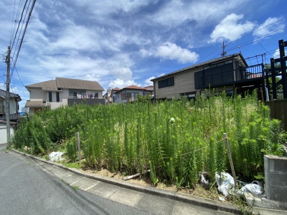 周辺は閑静な住宅街につき落ち着いた環境です。