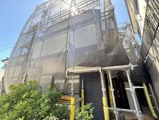 爽やかな青空の下に贅沢なほどに降り注ぐ陽光、豊かな居住性と、クオリティが見事に調和した住空間は、住まうことの喜びを感じさせてくれ