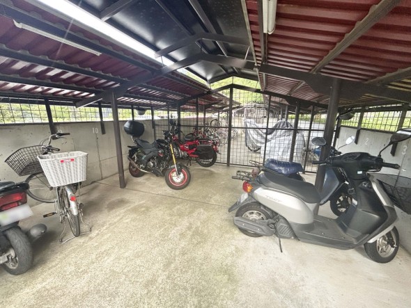 敷地内駐輪場・バイク置き場
