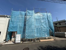 建物の完成が待ち遠しいですね。
