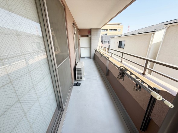 広々としたバルコニー。